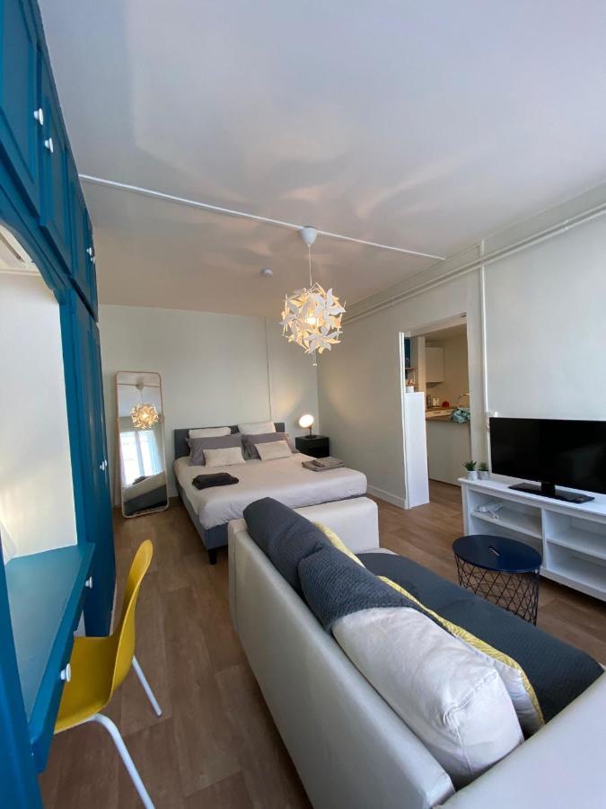 Cosy T1 ! Proche Commerces Et Axes Routiers Château-Renault エクステリア 写真